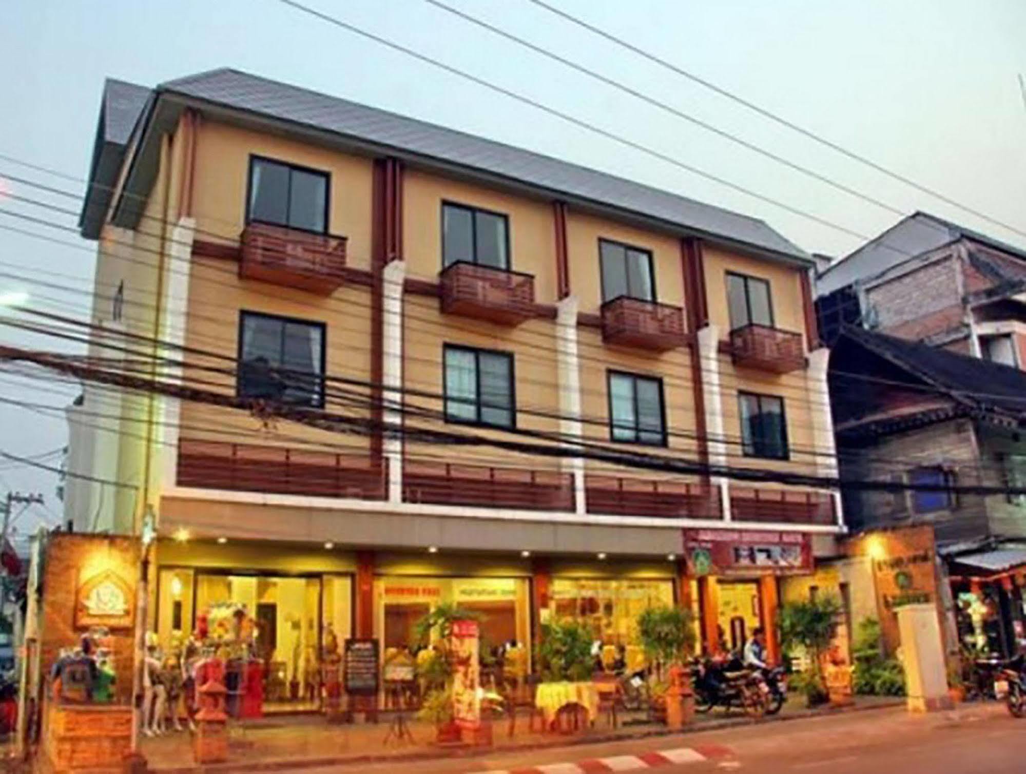 Lanna House Hotel Chiang Mai Exterior photo
